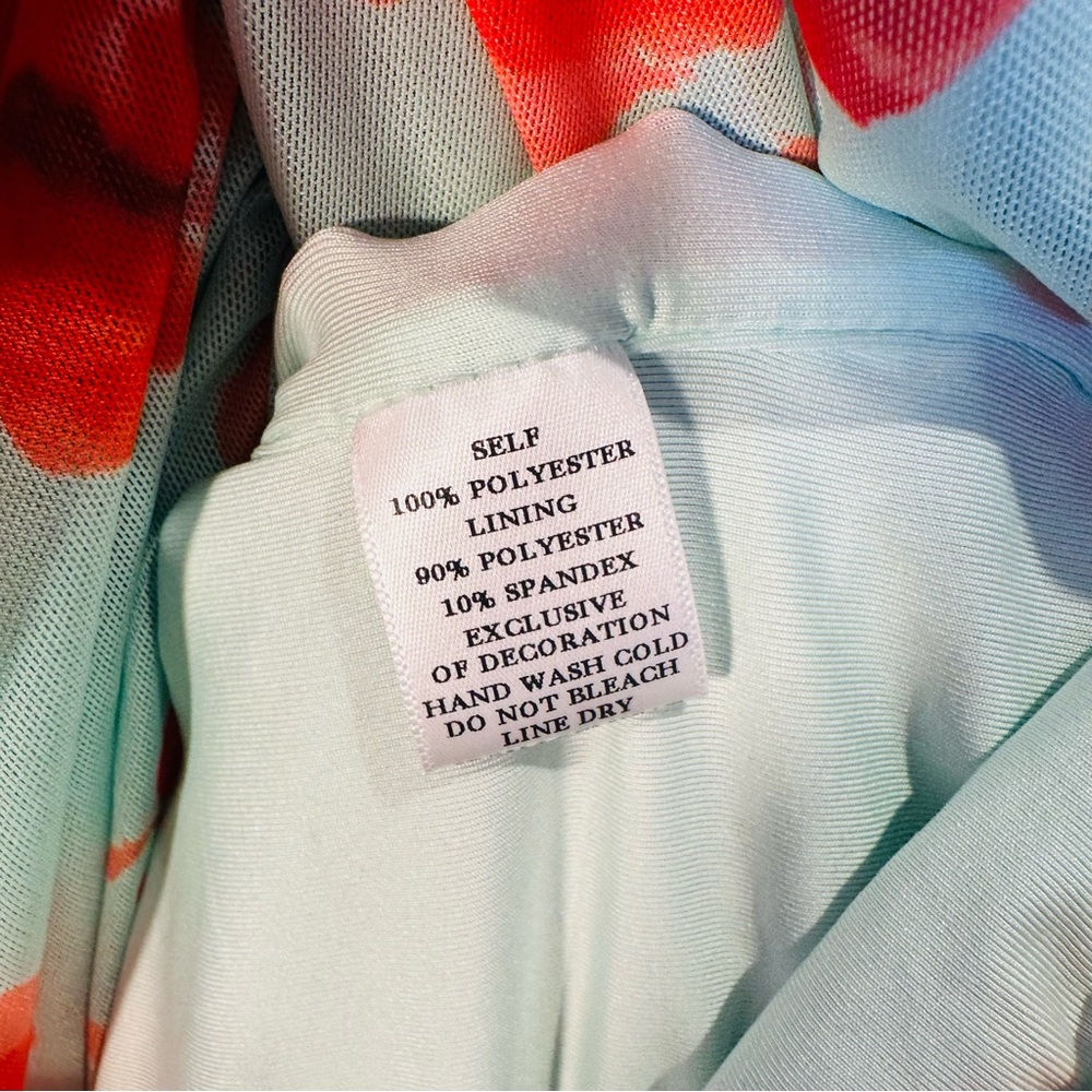 Rosevelvet Vibrant Floral Dress NWOT - Picture 9 of 11
